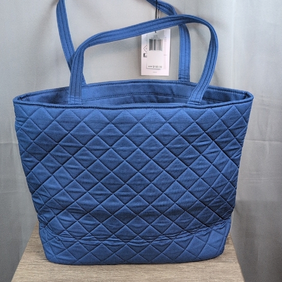 Vera Bradley Quilted Tote with Disney Embroidery Minnie & Mickey Collectable - Picture 2 of 14